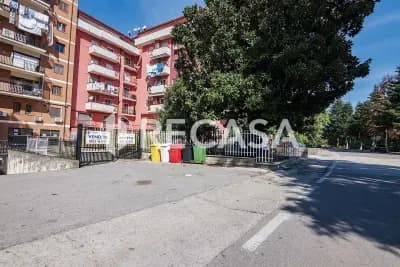Vendita locale deposito con corte esclusiva Atripalda 