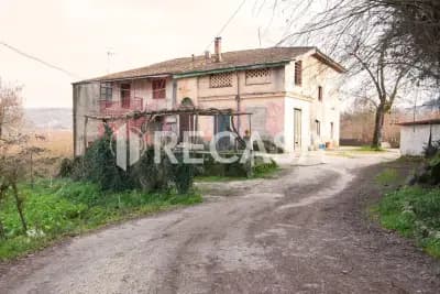 Foto 1 - Fabbricato Plurifamiliare con Terreno