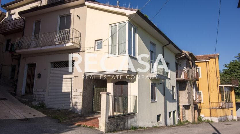 Vendita semindipendente ristrutturata Parolise - Foto 1