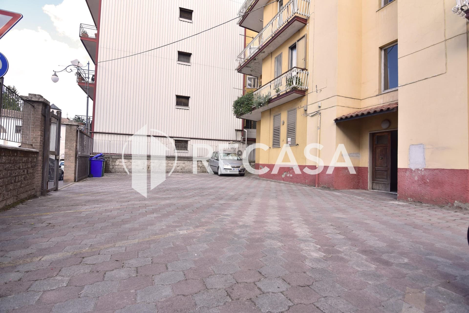 Vendita appartamento con posto auto Atripalda - Foto 5