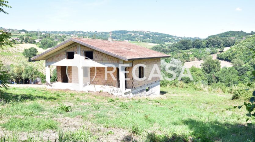 Villa singola con terreno