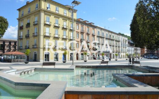 Vendita attività commerciale con attrezzatura Atripalda